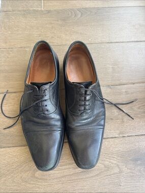 Magnanni Black Leather Derby Shoes